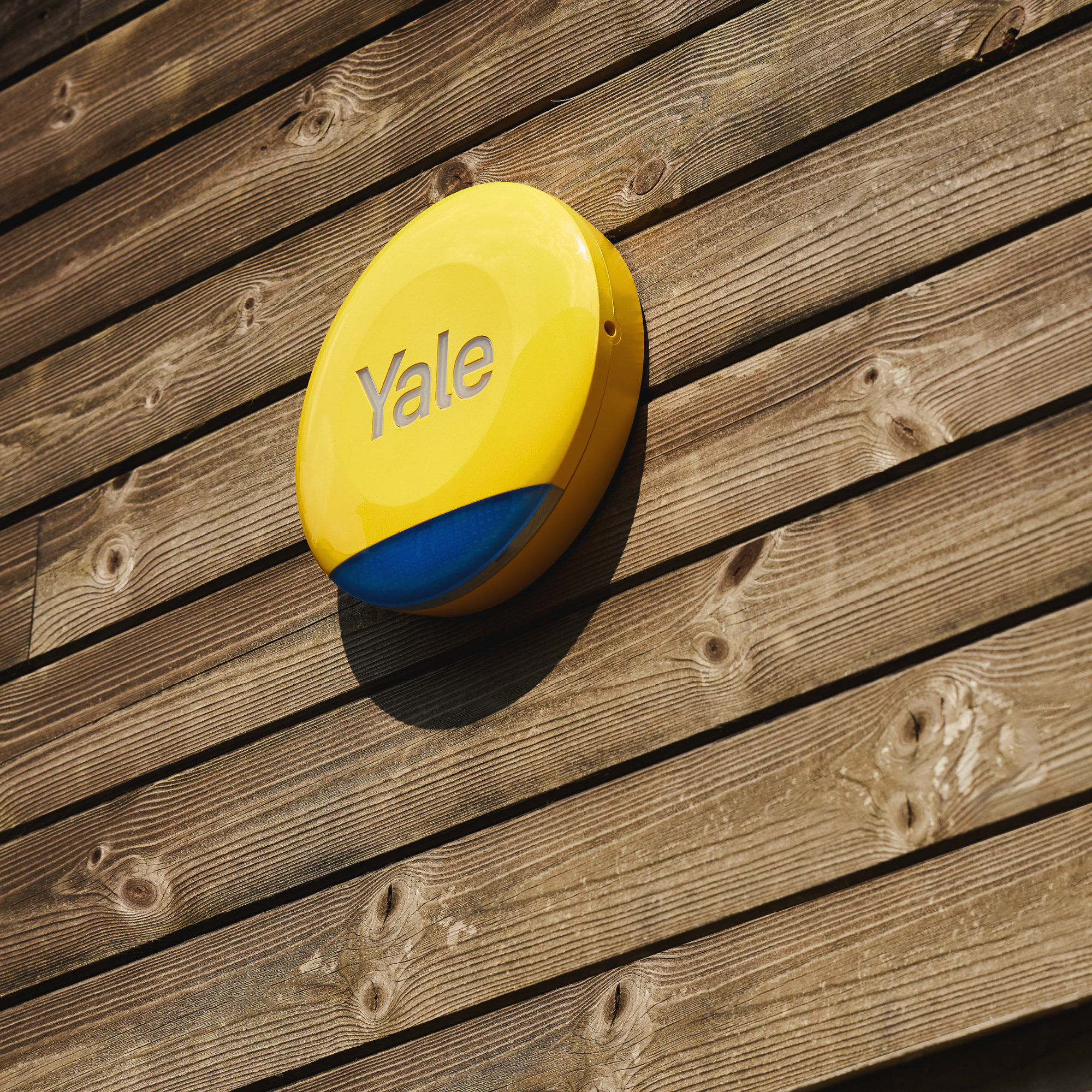 Sirene exterior Yale — Yale Lisboa