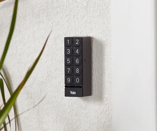 Teclado Linus — Yale Lisboa